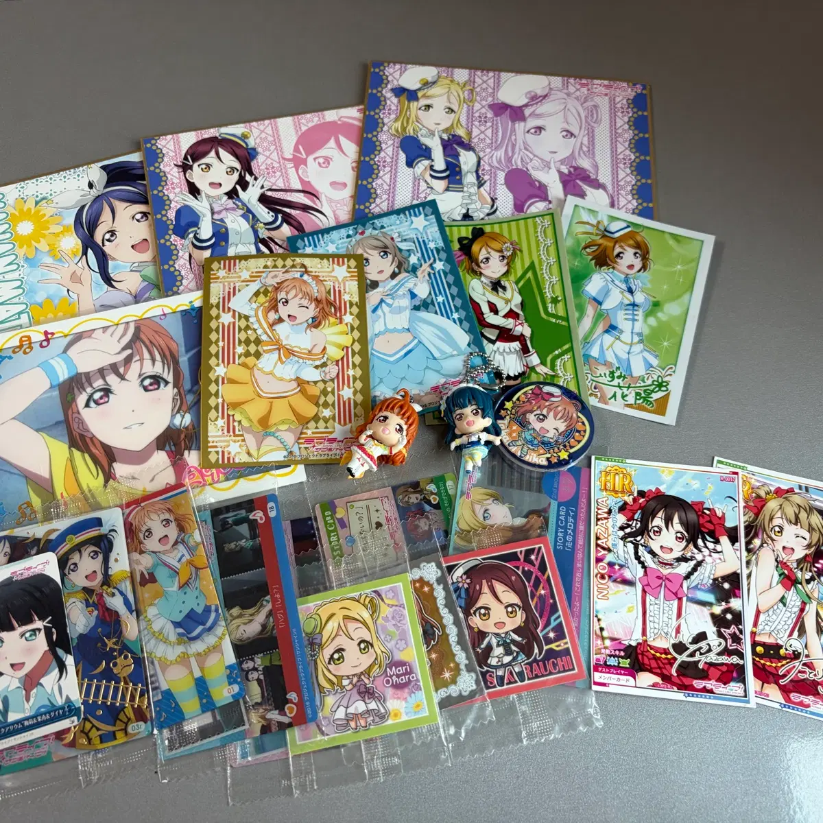 ラブライブ　ラブライブサンシャイン　グッズまとめ売り　170個以上 ラブライブ、サンシャインカードグッズのまとめ